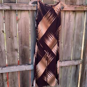 Niche Brown patterned dress sz. S